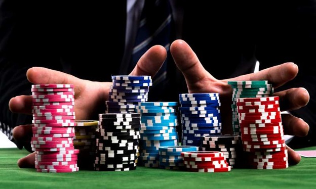  What are the benefits of playing online gambling games?