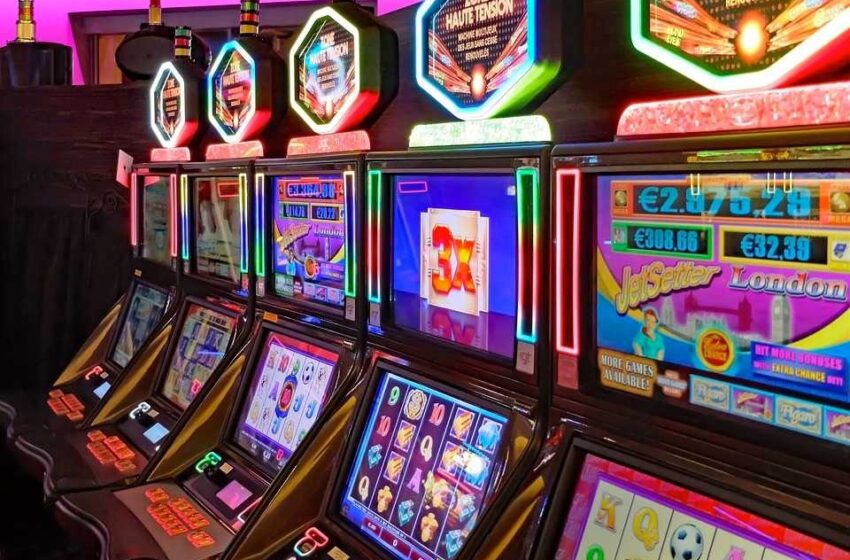  Direct Web Slots: Is This New Way Of Playing Online Roulette Better Than Agents?